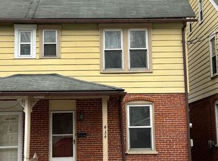 434 N Cedar St, Lititz, PA 17543