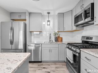 Branford Hills Condo, Branford, CT 06405