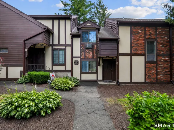 2 Tara Drive #2, Brookfield, CT 06804