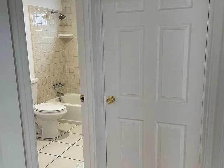 1445 Echo Park Ave — Photo 7