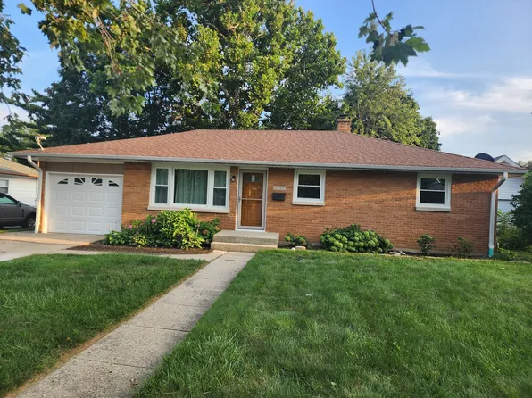 2237 9th Pkwy, Waukegan, IL 60085