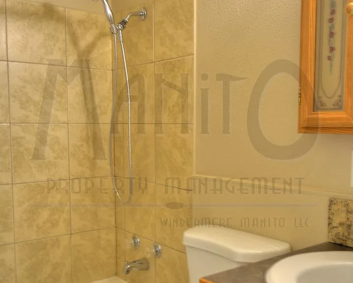 4017 E Grace Ave — Photo 11