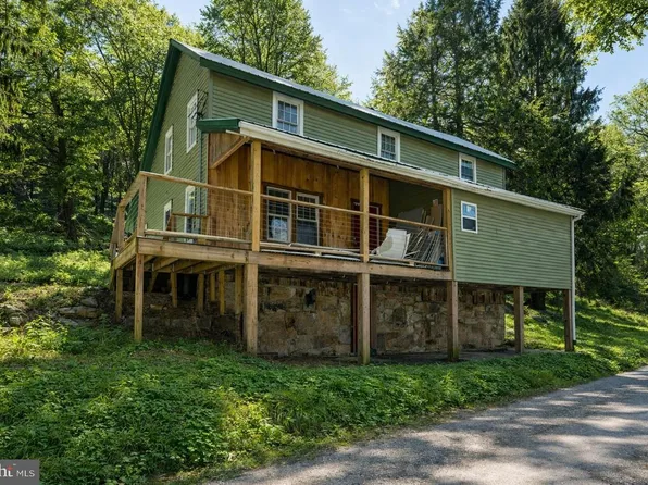 43 Sloan Tract Rd, Oakland, MD 21550