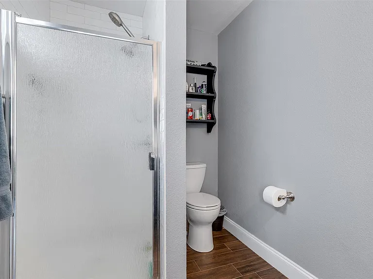 815 E 31st St #C — Photo 16