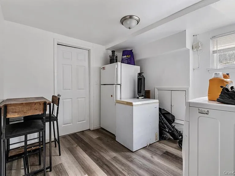 22 Hudson Pl — Photo 10