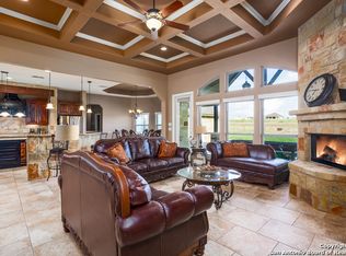 167 Triple R Dr, La Vernia, TX 78121