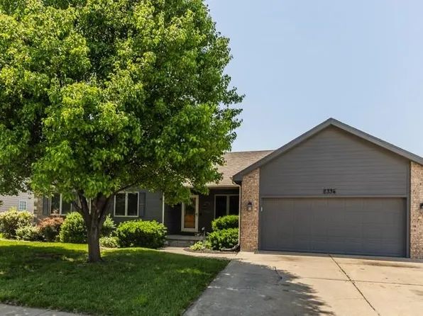 2336 River Trail Rd, Salina, KS 67401