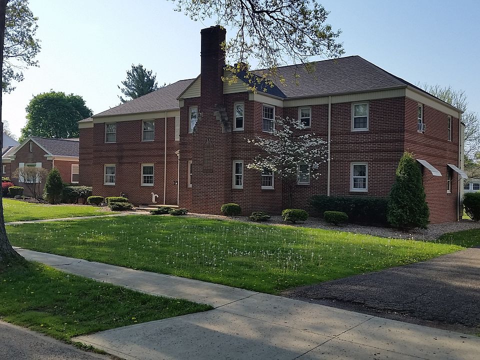 2nd image of 60 Grand Blvd APT 1