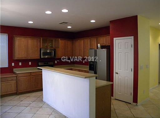 3rd image of 5829 Magic Oak St