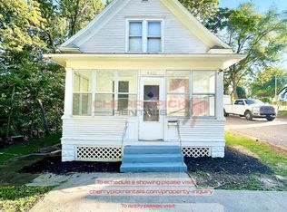 4451 Evans St, Omaha, NE 68111