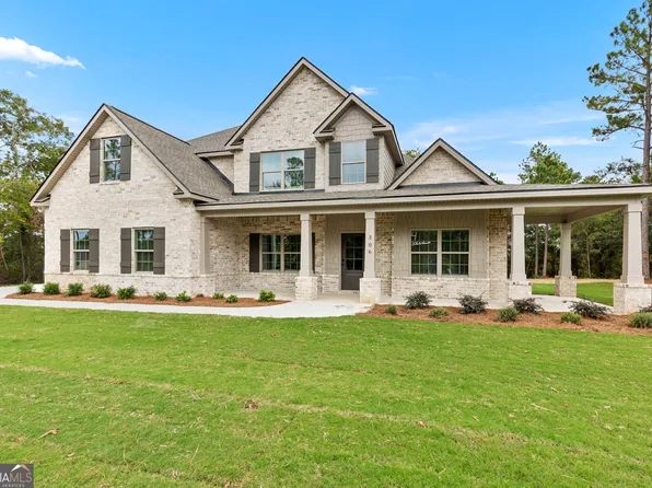 306 Air View Dr, Warner Robins, GA 31093