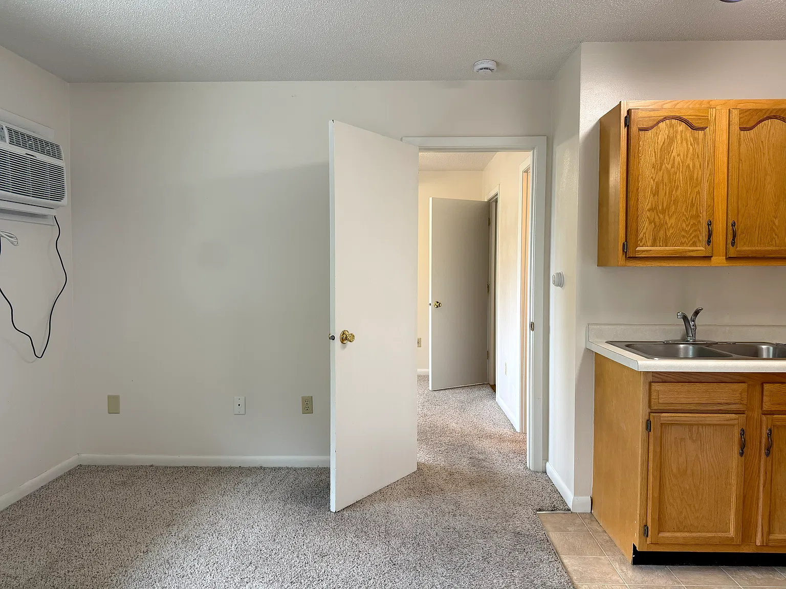 610 Sunset St — Photo 4