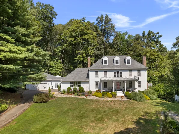 66 Christopher Lane, Guilford, CT 06437
