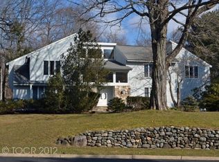 17 Gristmill Ln, UPPER SADDLE RIVER, NJ 07458