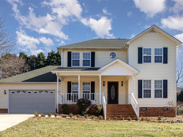 2241 Londonderry Dr, Gastonia, NC 28056