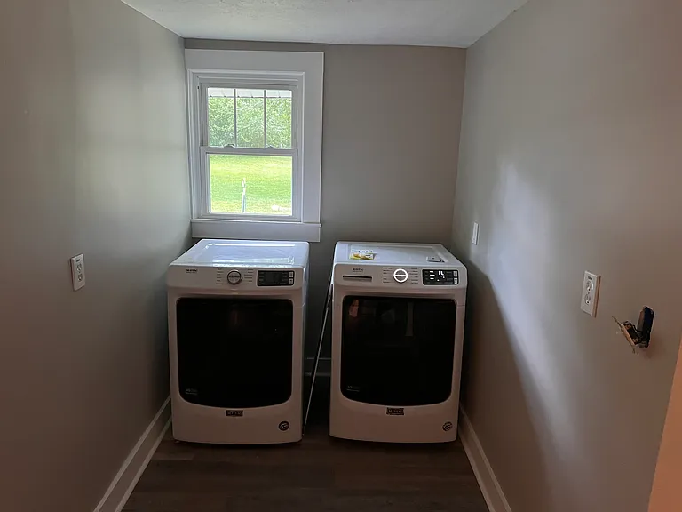 810 Maybank Dr — Photo 4