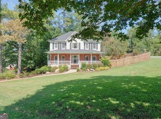 1330 Willow Tree Dr, Woodstock, GA 30188