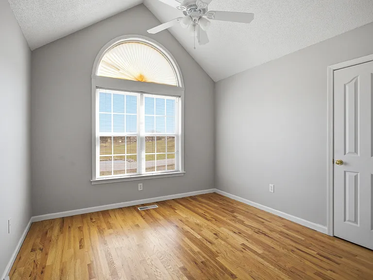 1613 Banchory Cir — Photo 21