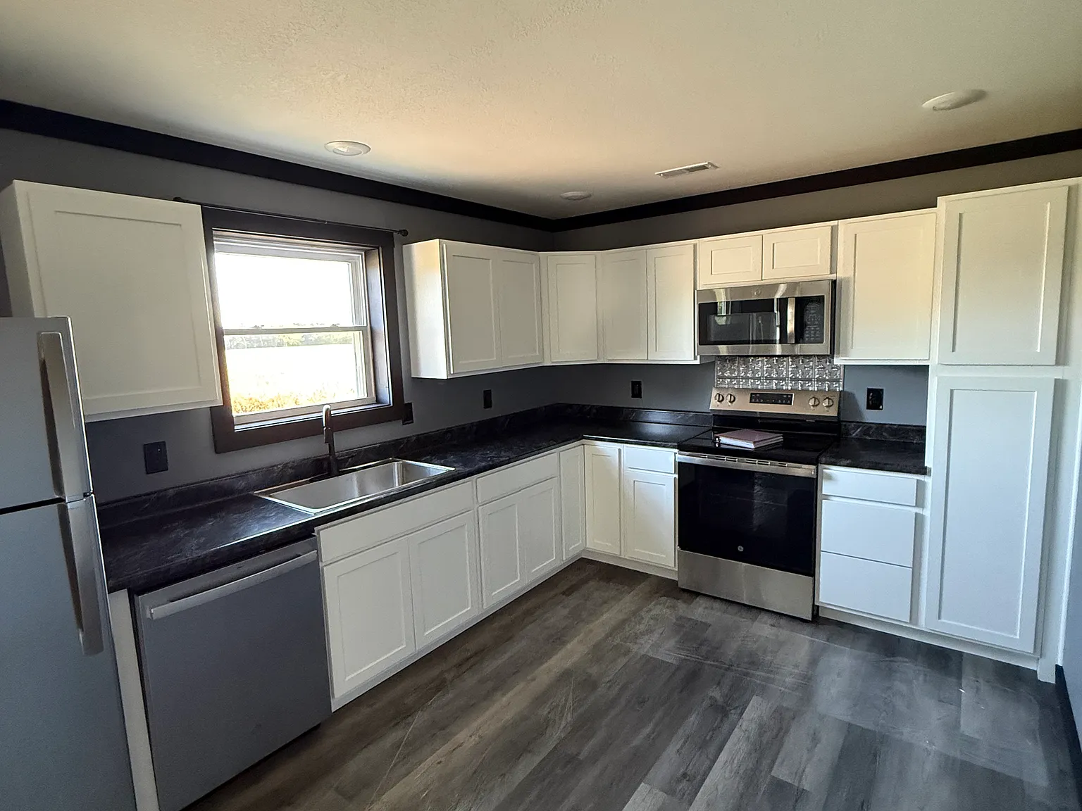 2 bed, 850 sqft, $750 — Photo 4