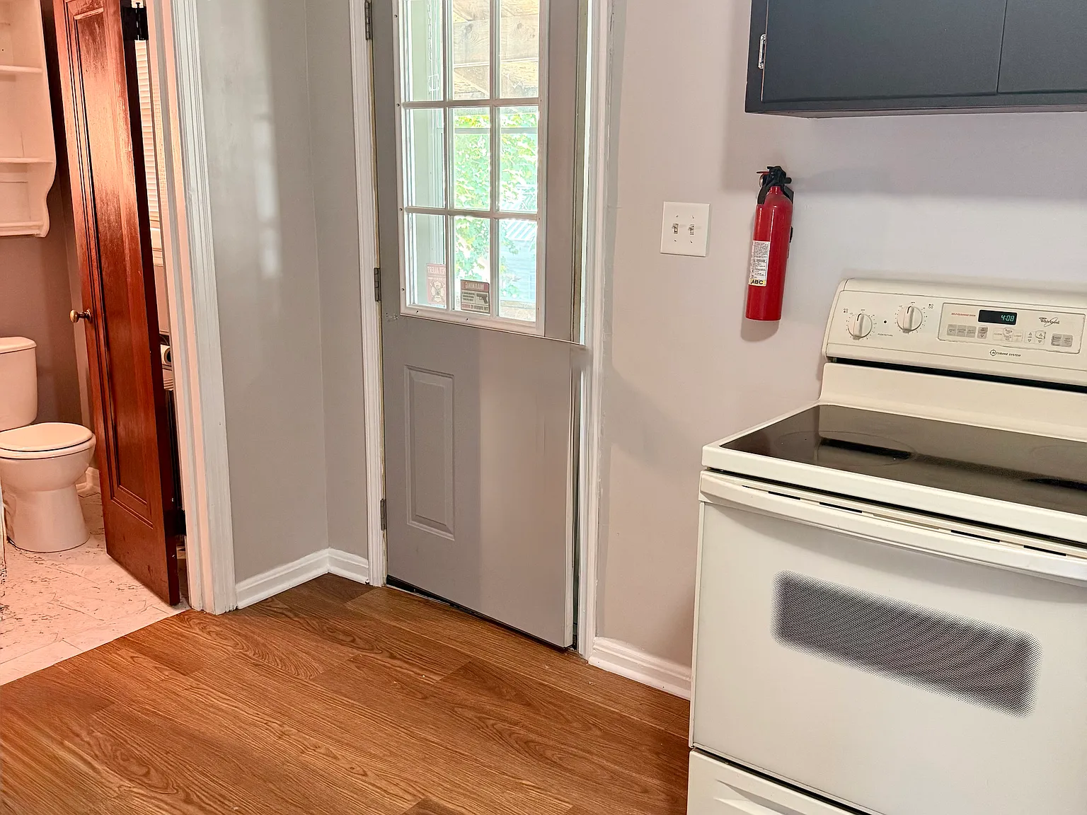 1 bed, $900 — Photo 4