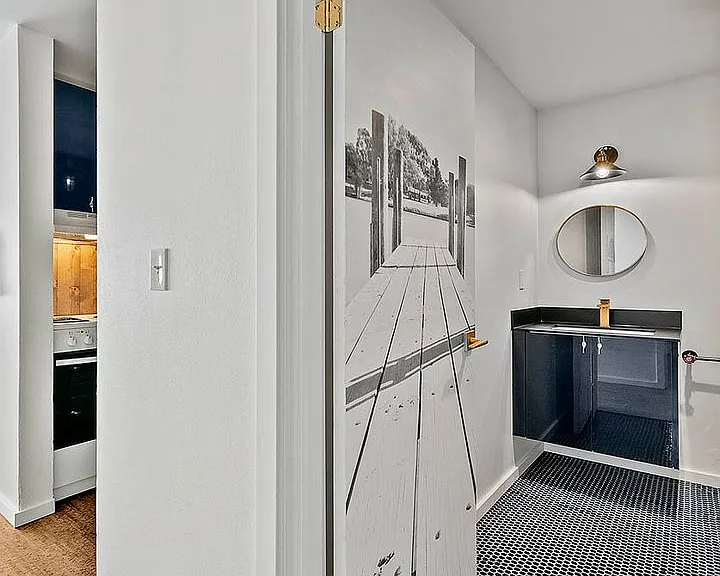 Riverside Apartments — Photo 18