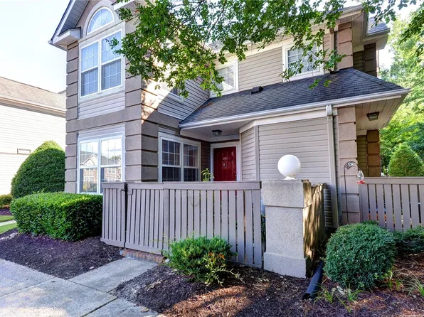 1301 Queens Xing, Williamsburg, VA 23185