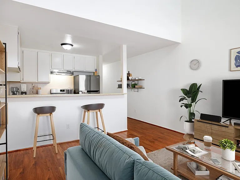 Reno Apartments — Photo 12