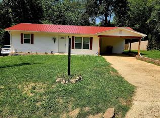 716 Barton Rd, Doniphan, MO 63935