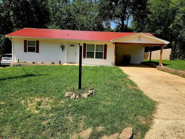 716 Barton Rd, Doniphan, MO 63935