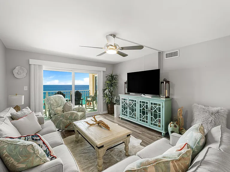 5801 Thomas Dr #818 — Photo 33