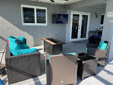 2nd image of 1304 SW 31st Terrace Cpe