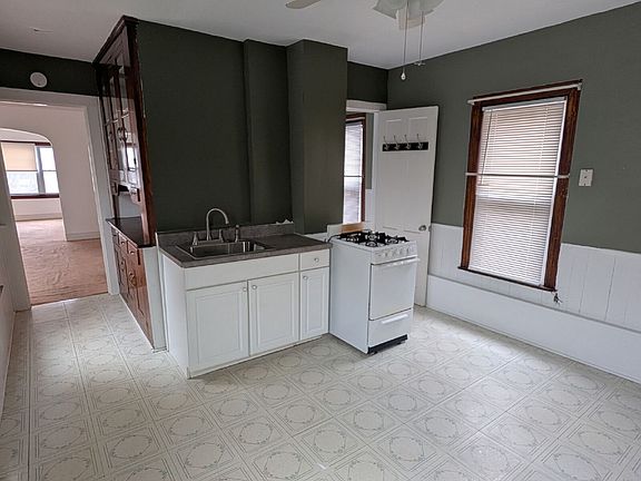 2nd image of 68 Oconnell Ave
