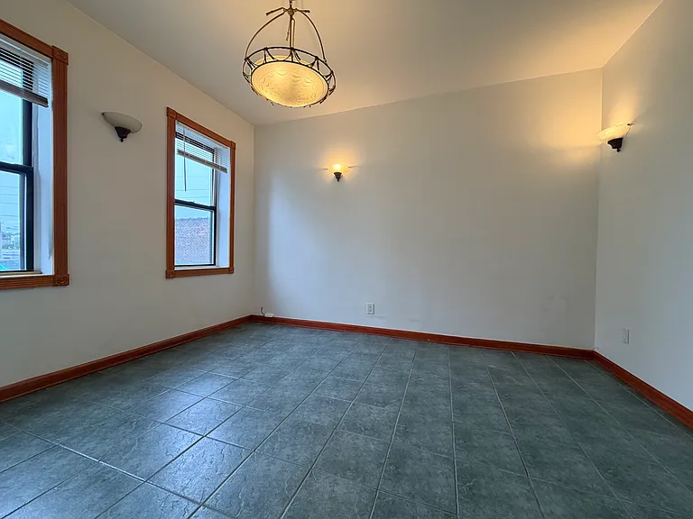 90 Main St #2B — Photo 7