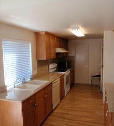 2nd image of 315 N Nicholson Ave APT A