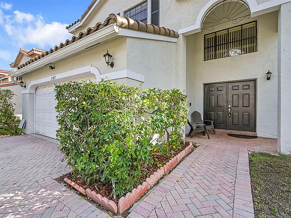 3rd image of 11182 NW 34th Court