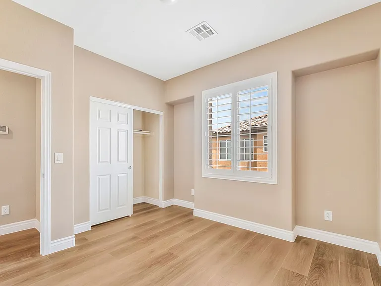 7616 Perla Del Mar Ave — Photo 17