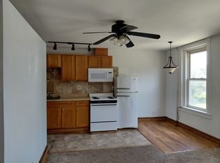 25 S William St APT 4, Johnstown, NY 12095
