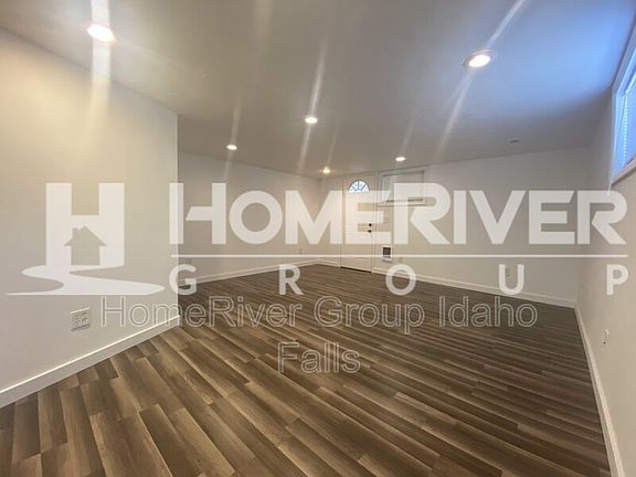 3rd image of 265 S Placer Ave APT 4