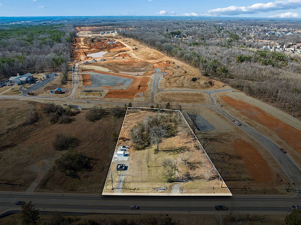 1st image of 2168 Fairview Blvd
