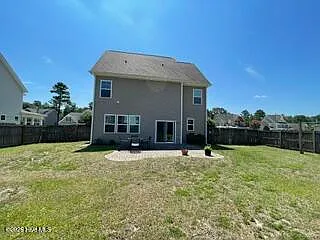 200 Zonnie Ln — Photo 2