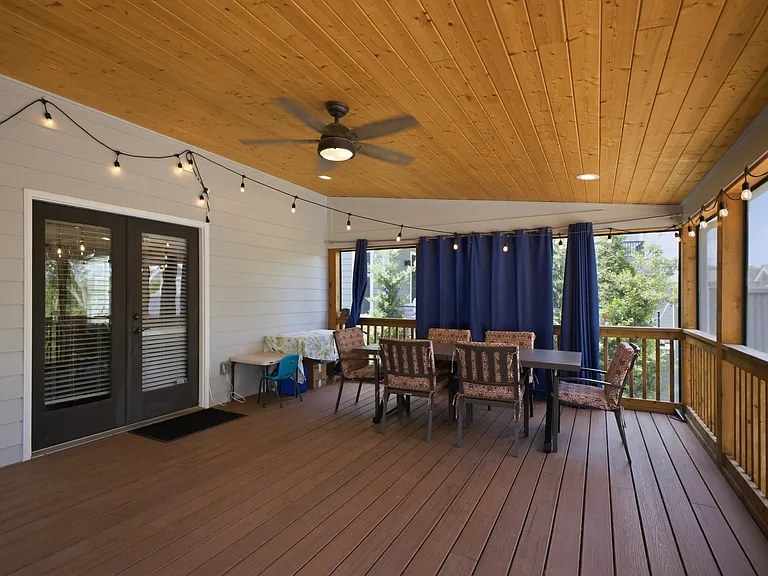 1102 Caldwell Ave — Photo 39