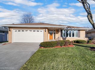 5713 S Catherine Ave, Countryside, IL
