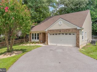 1868 E Queens Ct, Crofton, MD 21114