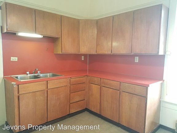 3rd image of 605 S 26th Ave APT 4