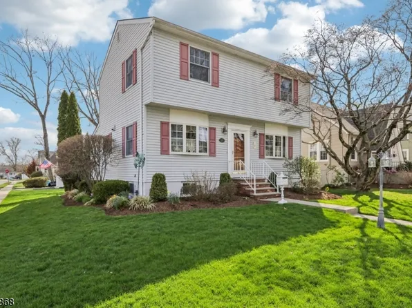 30 Lincoln Pl, Waldwick Boro, NJ 07463