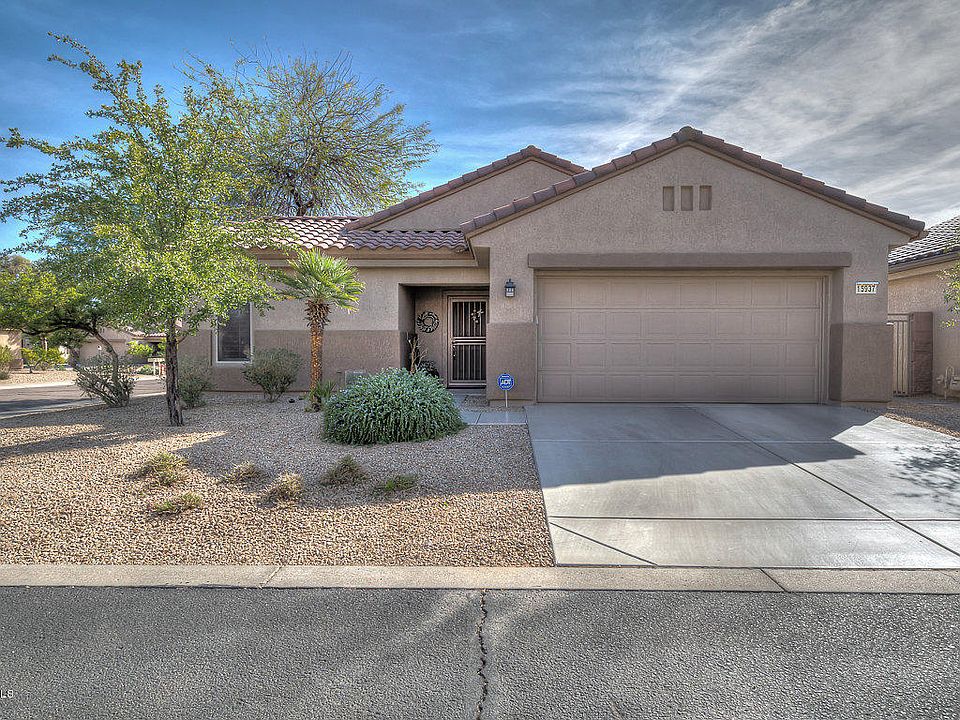 1st image of 15937 W Autumn Cir