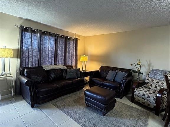 4th image of 4906 Victoria Dr APT 108