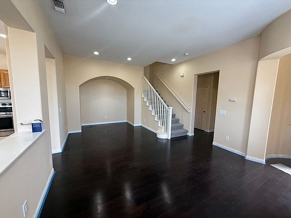 4th image of 11436 Miro Cir