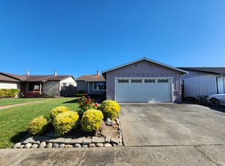 2422 Kehoe Ave, San Mateo, CA 94403