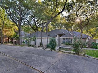 912 Trail Wood Ct, Cedar Hill, TX 75104